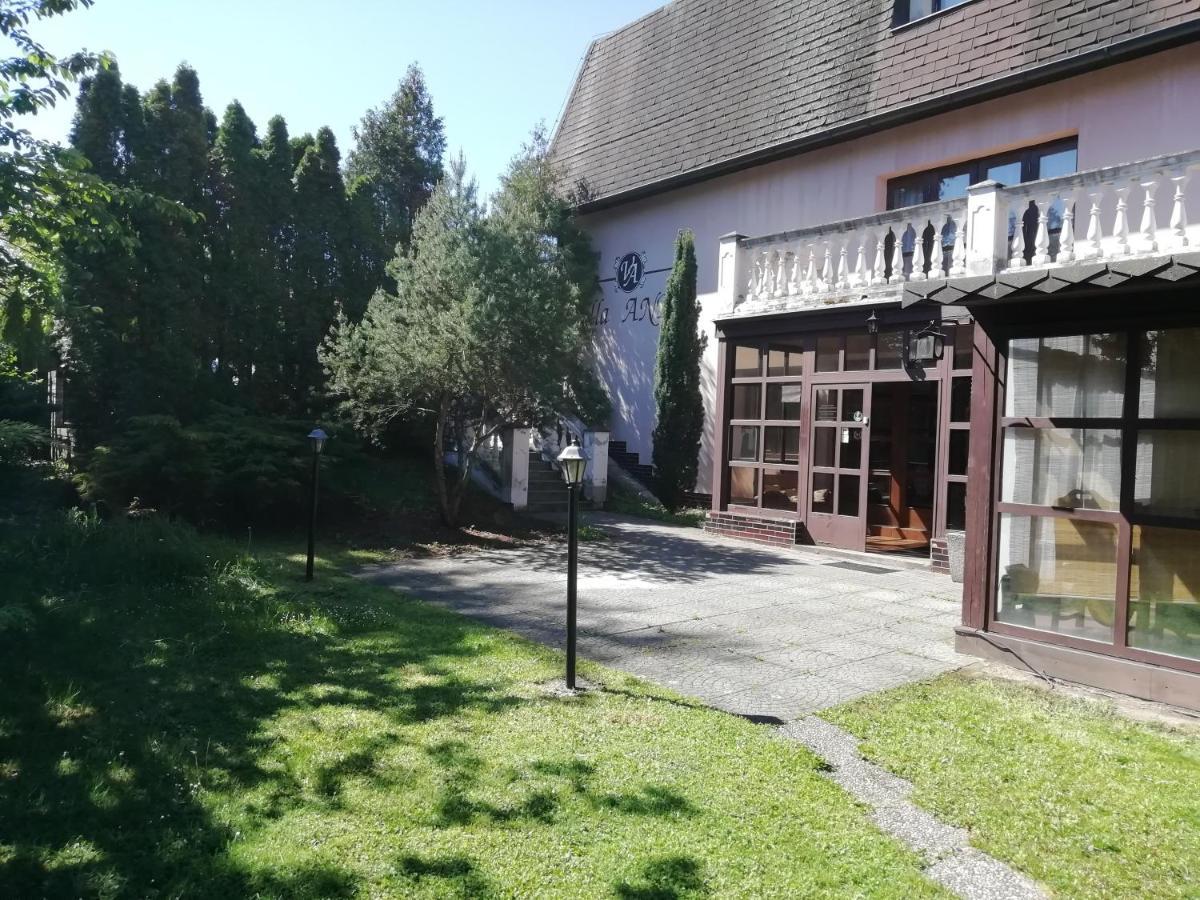 Villa Andy プラハ エクステリア 写真